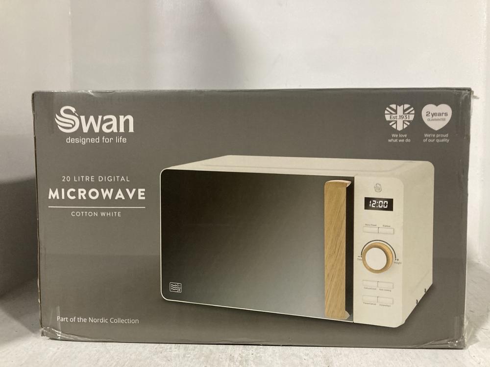 Lot 355  
            Chesterfield SR47 - Parcel Delivery Only 

                
SWAN NORDIC 800W 20L DIGITAL MICROWAVE OVEN (LOCATION: B1)