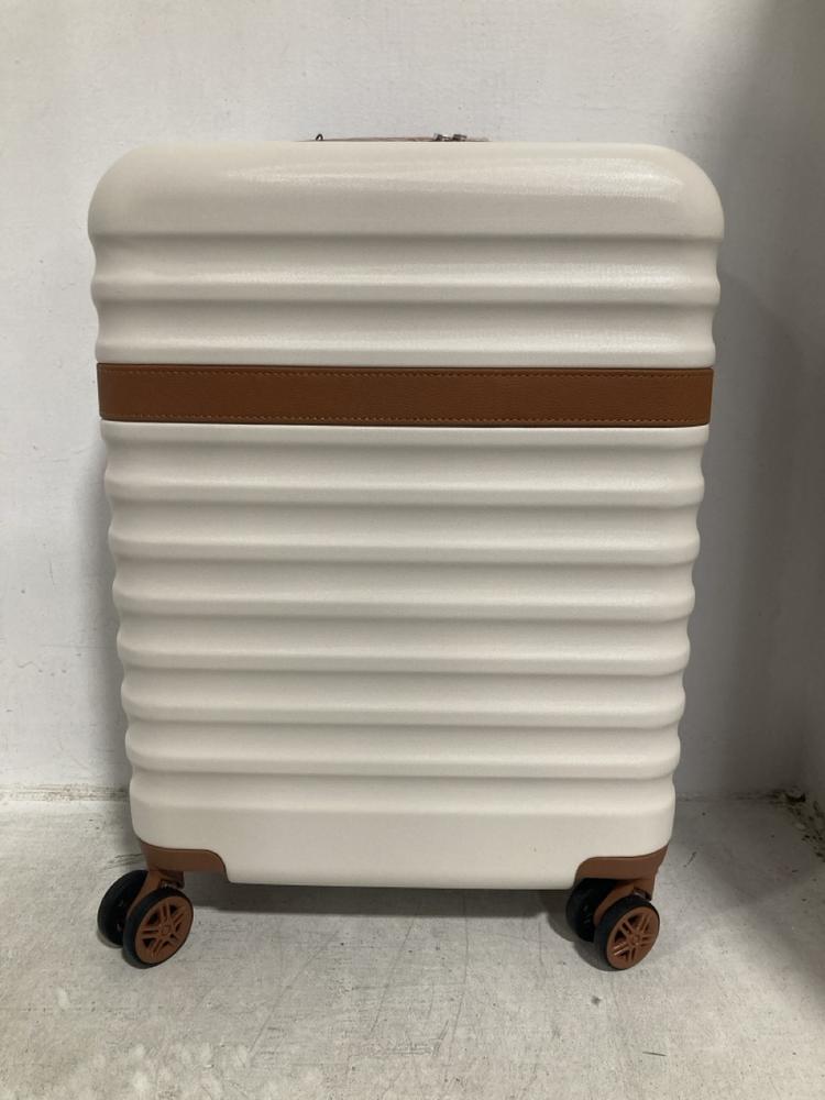 Lot 392  
            Chesterfield SR47 - Parcel Delivery Only 

                
KONO 20" SUITCASE IN CREAM AND BROWN (LOCATION: B3)