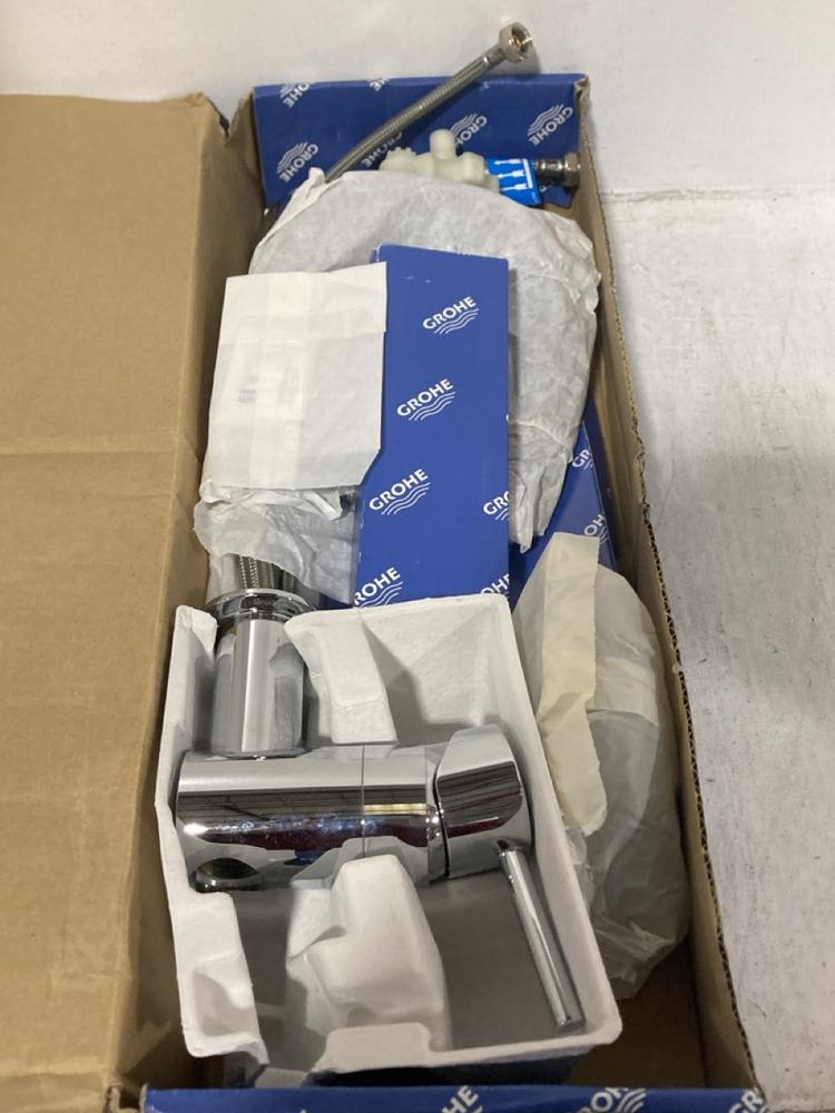 Lot 472  
            Chesterfield SR47 - Parcel Delivery Only 

                
GROHE MINTA SINGLE LEVER MIXER TAP ORIGINAL RRP £220 (LOCATION: B6)