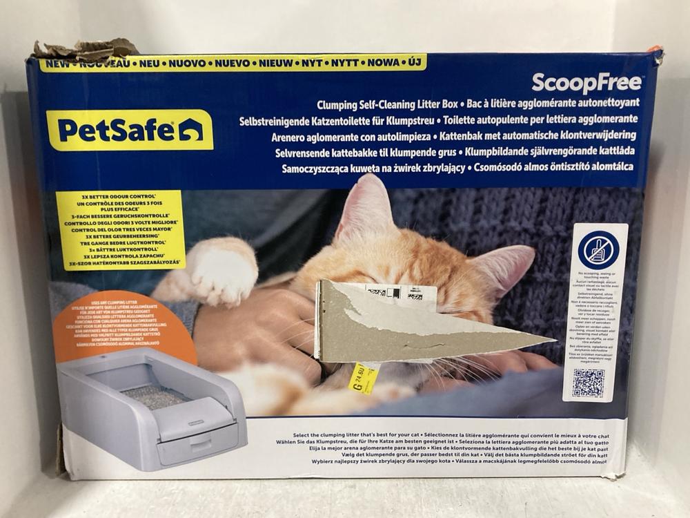 Lot 476  
            Chesterfield SR47 - Parcel Delivery Only 

                
PETSAFE SCOOPFREE CLUMPING SELF CLEANING LITTER TRAY ORIGINAL RRP £250 (LOCATION:...