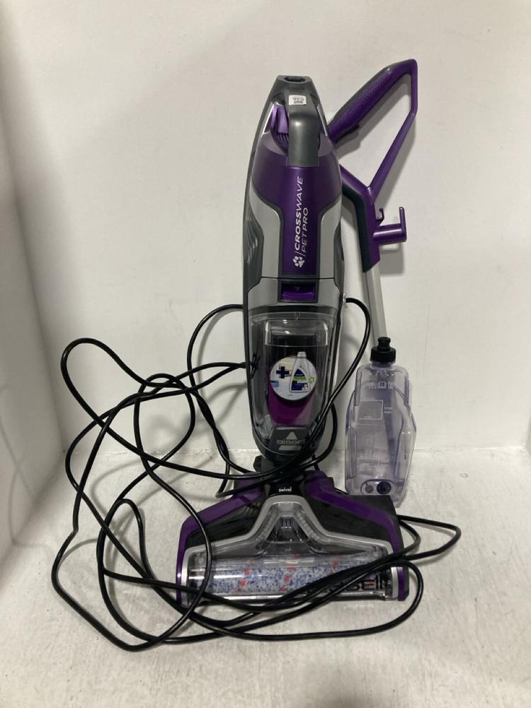 Lot 546  
            Chesterfield SR47 - Parcel Delivery Only 

                
BISSELL CROSSWAVE PET WET AND DRY VACUUM CLEANER ORIGINAL RRP £280 (LOCATION: B9)