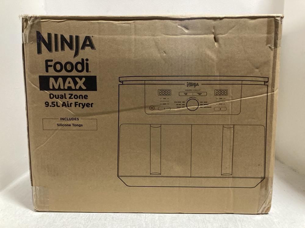 Lot 659  
            Chesterfield SR47 - Parcel Delivery Only 

                
NINJA FOODI MAX DUAL ZONE 9.5L AIR FRYER ORIGINAL RRP £229 - MODEL NO. AF400UKCP ...