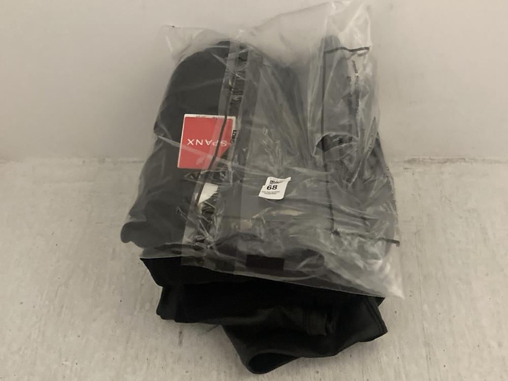 Lot 68  
            Chesterfield SR47 - Parcel Delivery Only 

                
5 X ASSORTED SPANX WOMENS CLOTHING TO INCLUDE LOOK AT ME LEGGINGS IN VERY BLACK -...