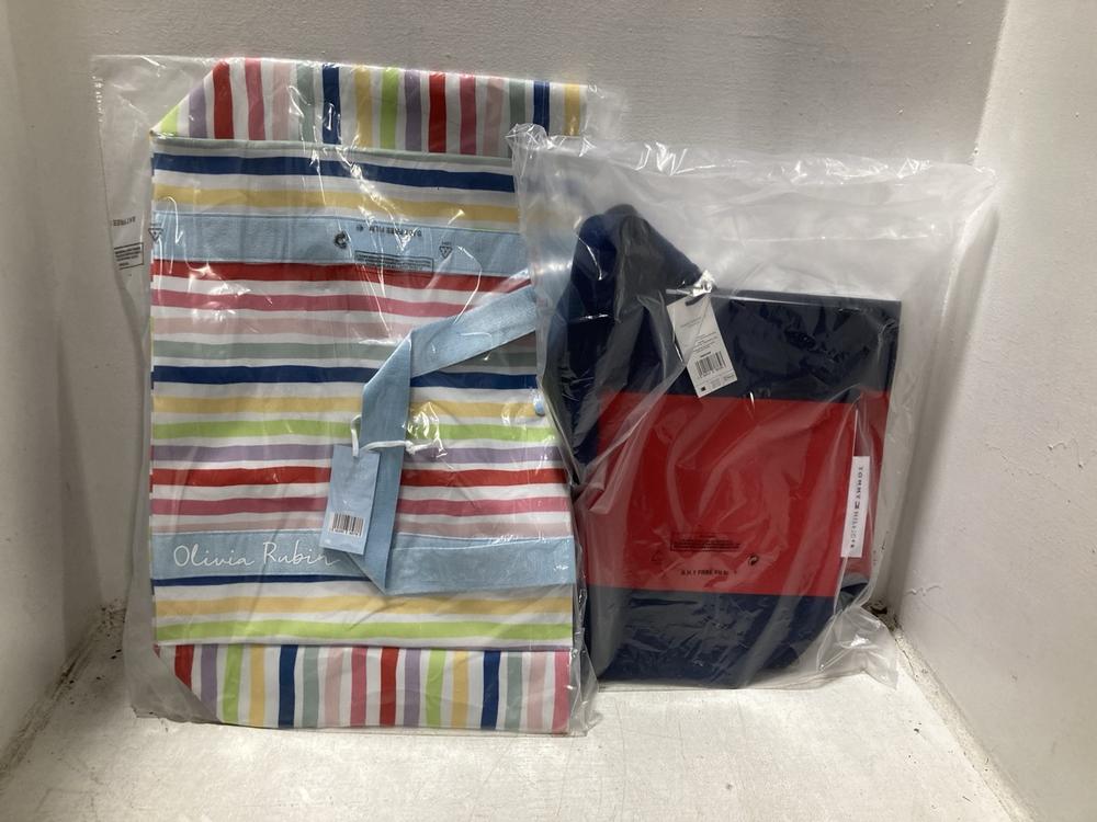 Lot 697  
            Chesterfield SR47 - Parcel Delivery Only 

                
TOMMY HILFIGER TOTE BAG IN RED/WHITE/NAVY TO INCLUDE OLIVIA RUBIN TOTE BAG IN MUL...