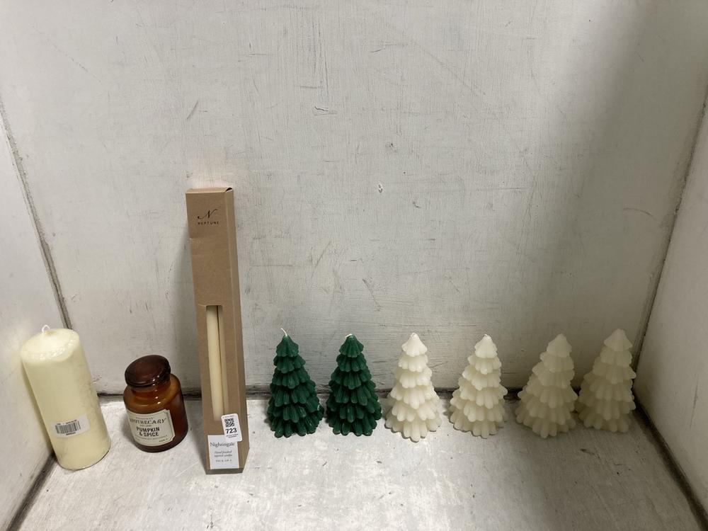 Lot 723  
            Chesterfield SR47 - Parcel Delivery Only 

                
9 X ASSORTED CANDLE ITEMS TO INCLUDE PADDYWAX APOTHECARY PUMPKIN AND SPICE SOY WA...