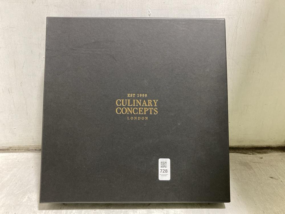 Lot 728  
            Chesterfield SR47 - Parcel Delivery Only 

                
CULINARY CONCEPTS LONDON LASER ETCHED ROUND MARBLE CHEESE BOARD WITH BRASS BEE (L...