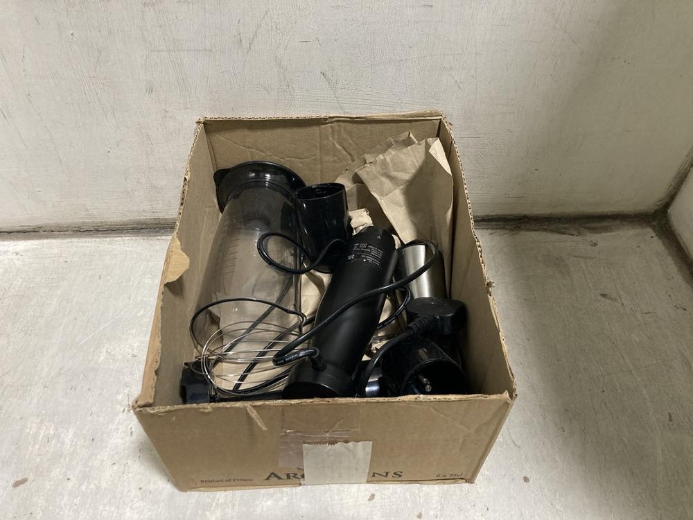 Lot 729  
            Chesterfield SR47 - Parcel Delivery Only 

                
JOHN LEWIS HAND BLENDER - 85547802 (LOCATION: C6)