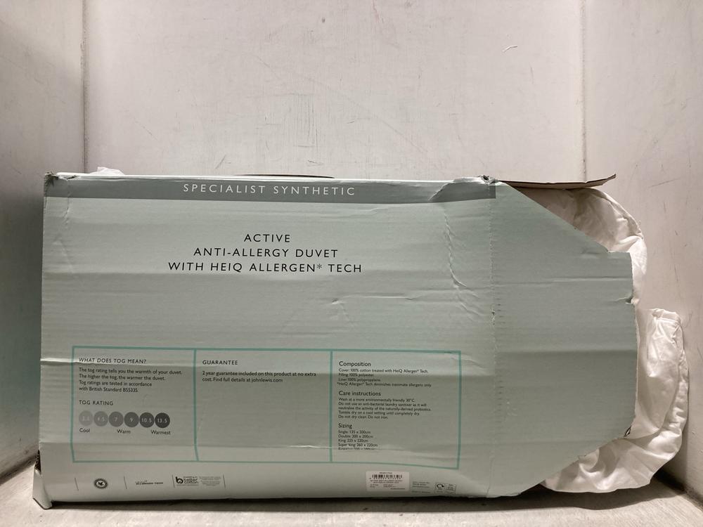 Lot 759  
            Chesterfield SR47 - Parcel Delivery Only 

                
JOHN LEWIS ACTIVE ANTI ALLERGY KINGSIZE 10.5 TOG DUVET - 60261703 (LOCATION: C7)