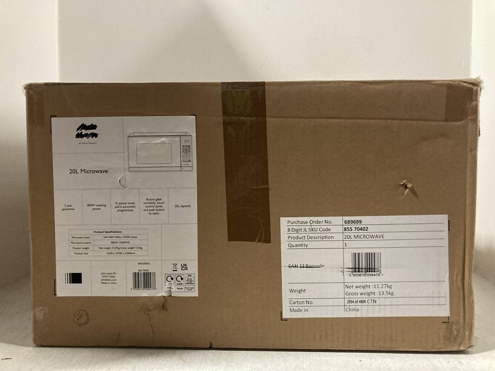 Lot 796  
            Chesterfield SR47 - Parcel Delivery Only 

                
JOHN LEWIS 20L 800W MICROWAVE OVEN - 85570402 (LOCATION: C9)
