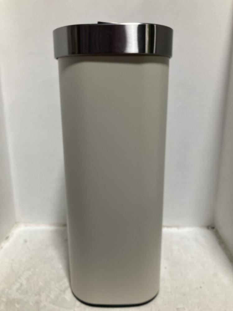 Lot 825  
            Chesterfield SR47 - Parcel Delivery Only 

                
JOHN LEWIS TOUCH TOP 40L BIN - 82261103 (LOCATION: C11)