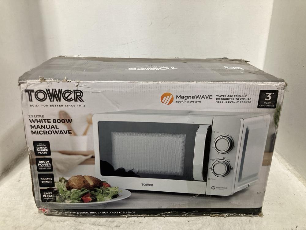 Lot 912  
            Chesterfield SR47 - Parcel Delivery Only 

                
TOWER 20L WHITE 800W MICROWAVE. (LOCATION: D1)