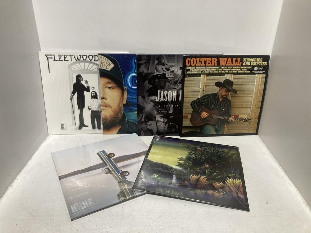 Lot 115  
            Chesterfield SR46 - Parcel Delivery Only 

                
6 X ASSORTED VINYLS TO INCLUDE FLEETWOOD MAC EXCLUSIVE VINYL (LOCATION: F1)