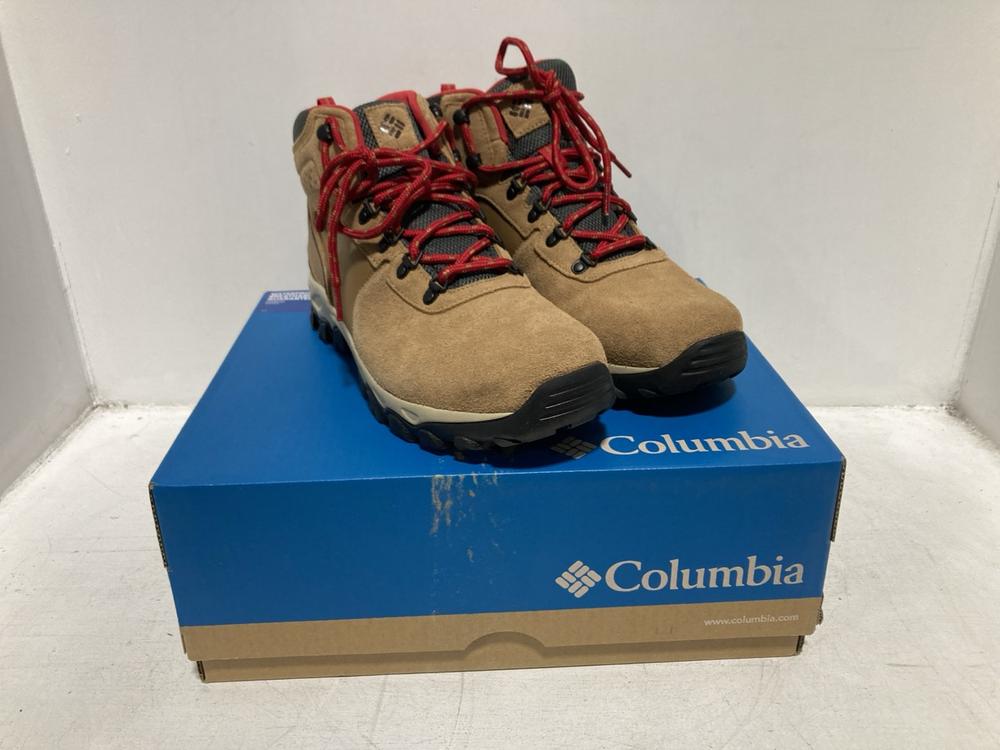 Lot 151  
            Chesterfield SR46 - Parcel Delivery Only 

                
COLUMBIA NEWTON RIDGE PLUS BOOTS IN TAN - UK SIZE 10 (LOCATION: F2)
