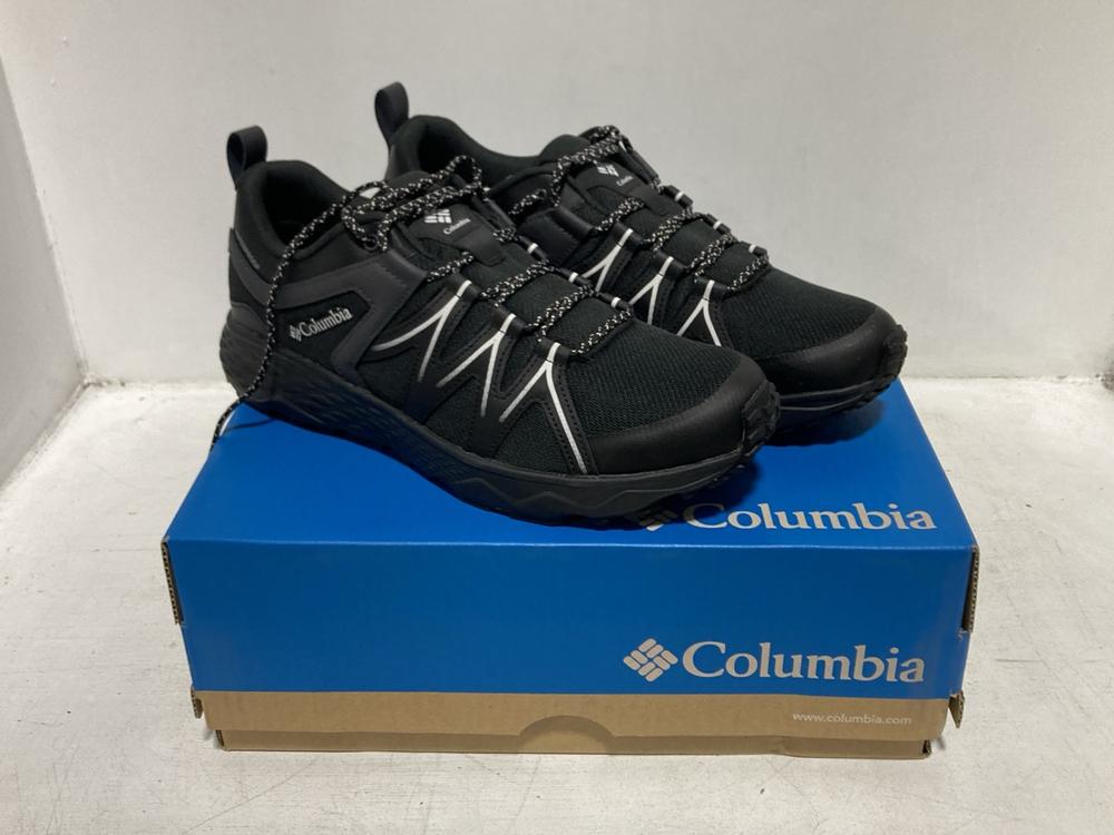 Lot 152  
            Chesterfield SR46 - Parcel Delivery Only 

                
COLUMBIA PEAKFREAK ROAM SHOES IN BLACK - UK SIZE 10.5 (LOCATION: F2)