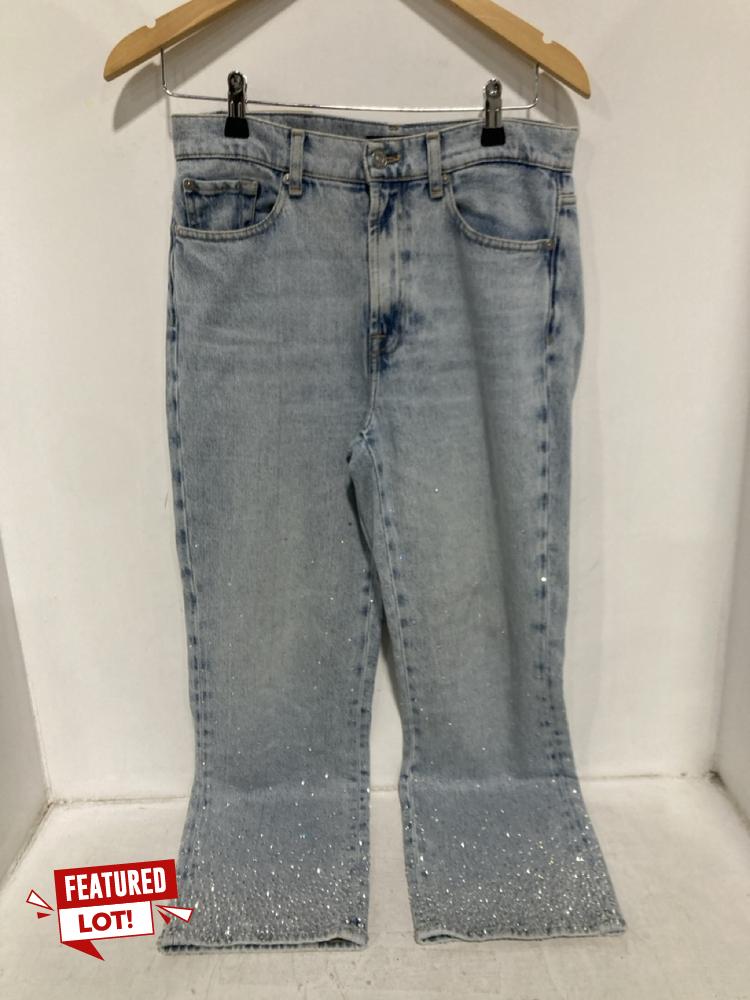 Lot 1  
            Chesterfield SR46 - Parcel Delivery Only 

                
7 FOR ALL MANKIND LOGAN STOVEPIPE JUICY WITH FADED CRYSTALS STRAIGHT LEG JEANS IN...