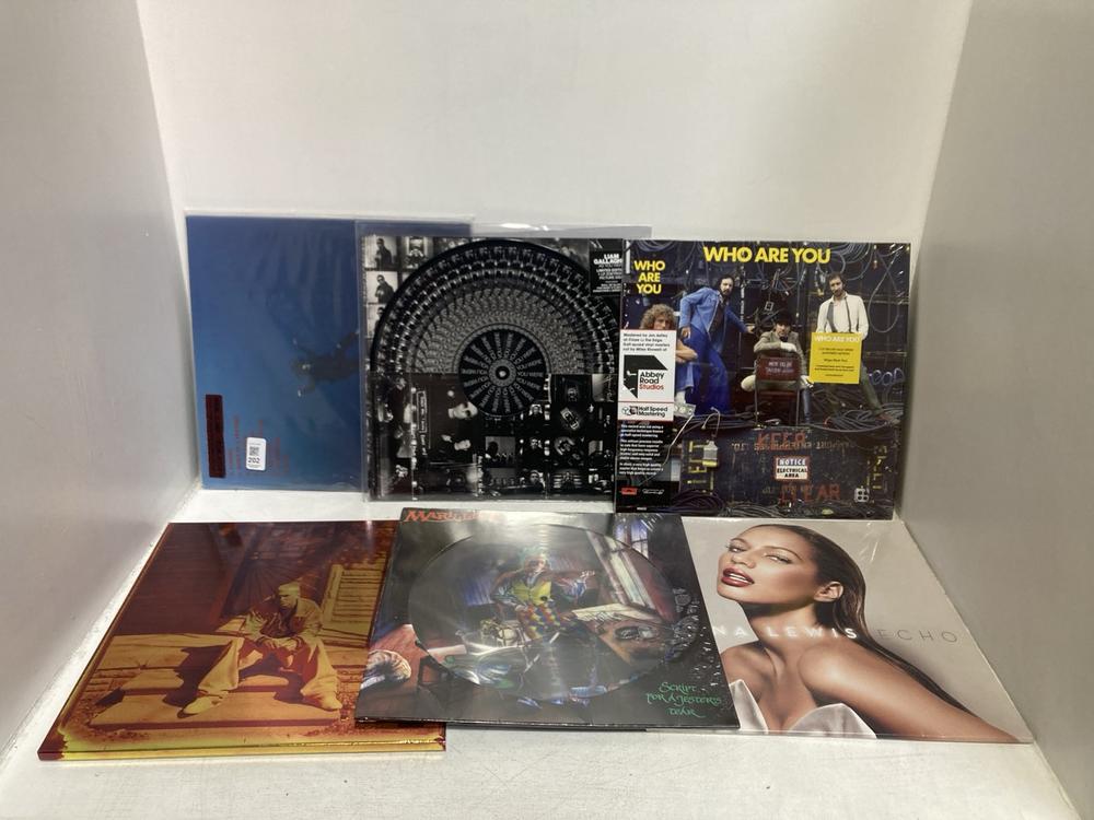 Lot 202  
            Chesterfield SR46 - Parcel Delivery Only 

                
6 X ASSORTED VINYLS TO INCLUDE LIAM GALLAGHER AS YOU WERE LIMITED EDITION VINYL (...