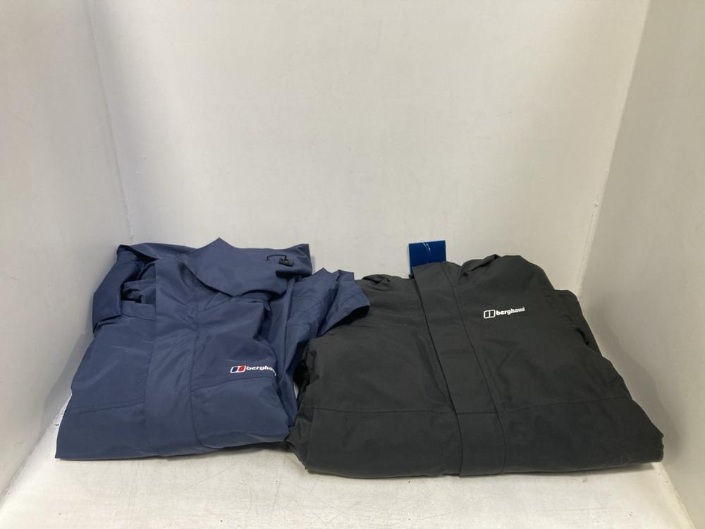 Lot 220  
            Chesterfield SR46 - Parcel Delivery Only 

                
BERGHAUS HOODED RAIN COAT IN NAVY - UK SIZE 2XL TO INCLUDE BERGHAUS PADDED HOODED...