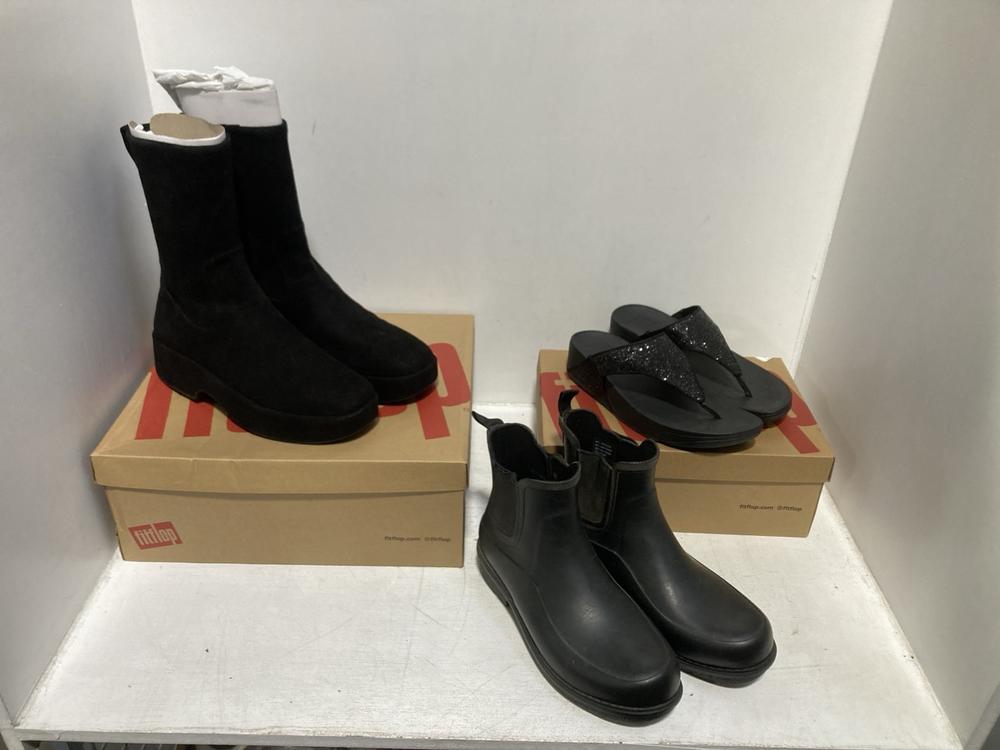 Lot 257  
            Chesterfield SR46 - Parcel Delivery Only 

                
3 X ASSORTED FITFLOP SHOES TO INCLUDE FITFLOP ANKLE WELLINGTON BOOTS IN BLACK - U...