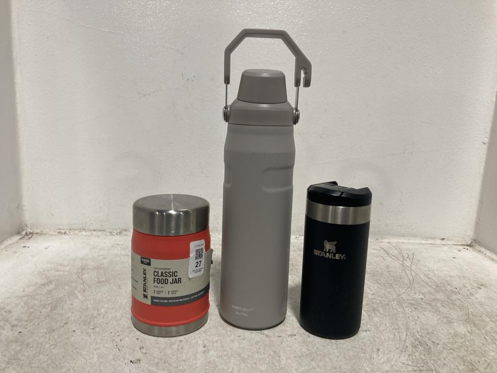 Lot 27  
            Chesterfield SR46 - Parcel Delivery Only 

                
3 X ASSORTED STANLEY FLASKS TO INCLUDE STANLEY 14 OZ CLASSIC FOOD JAR IN CORAL (L...
