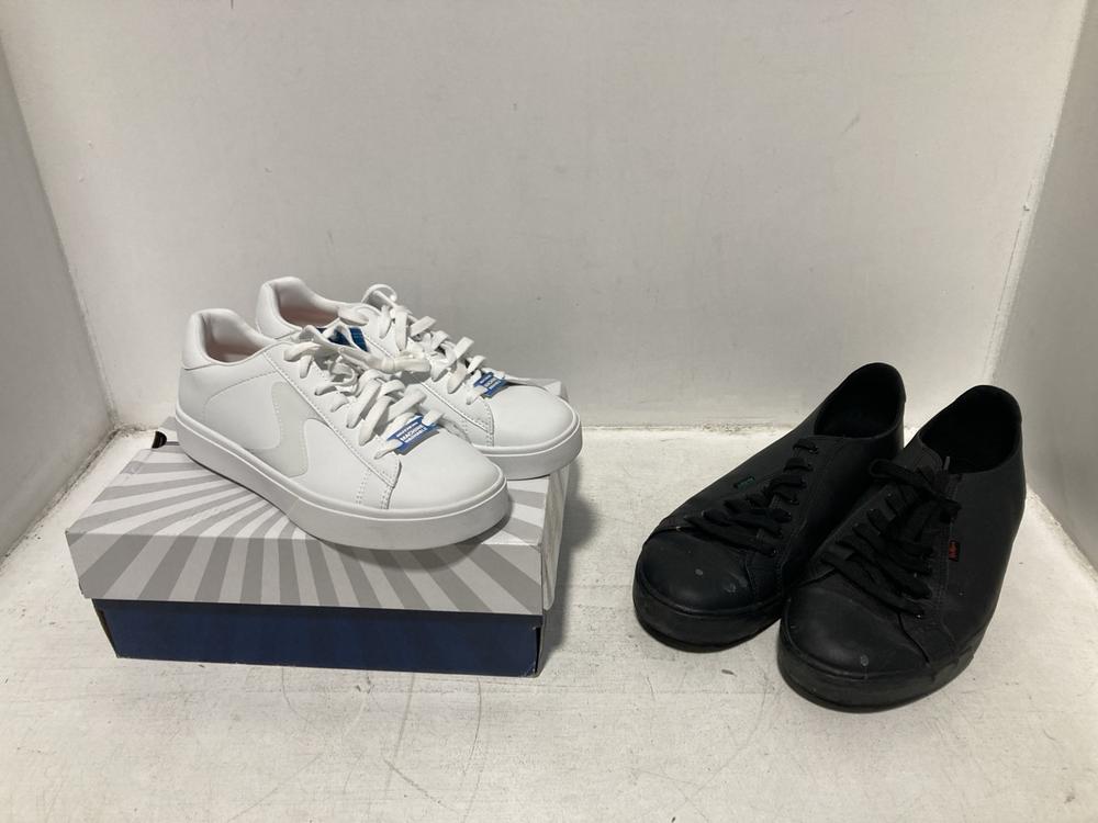 Lot 283  
            Chesterfield SR46 - Parcel Delivery Only 

                
KICKERS LACE-UP SNEAKERS IN BLACK - UK SIZE 11/11.5 TO INCLUDE SKETCHERS COURT & ...