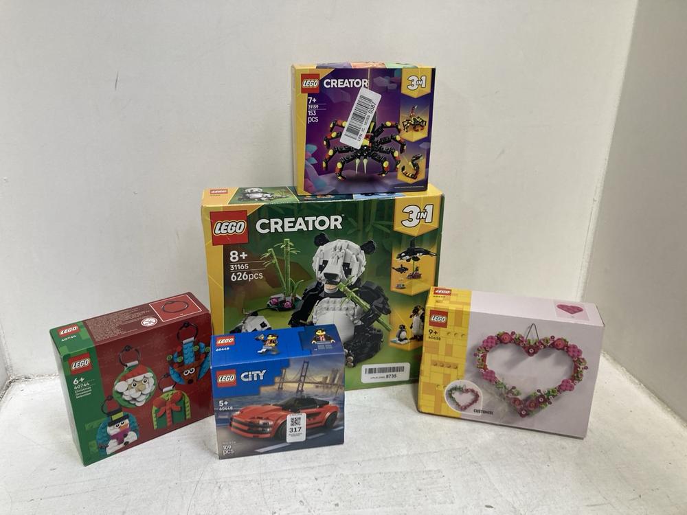Lot 317  
            Chesterfield SR46 - Parcel Delivery Only 

                
5 X ASSORTED LEGO ITEMS TO INCLUDE LEGO 40744 CHRISTMAS ORNAMENT SELECTION SET (L...