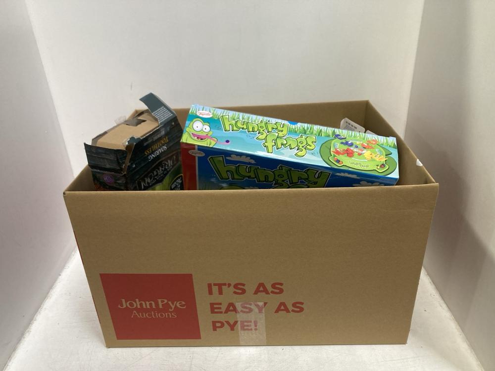 Lot 330  
            Chesterfield SR46 - Parcel Delivery Only 

                
QTY OF ASSORTED KIDS TOYS TO INCLUDE MARVEL IRON MAN MIX MASHER FIGURE (LOCATION:...