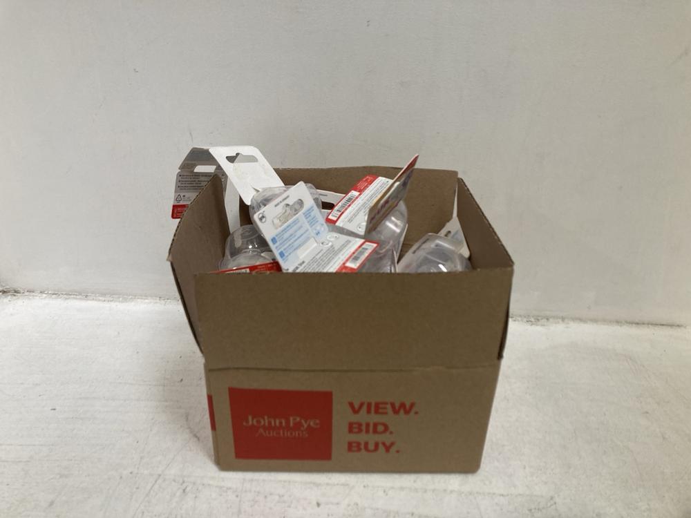 Lot 336  
            Chesterfield SR46 - Parcel Delivery Only 

                
15 X ASSORTED NUK SILICONE SOOTHERS TO INCLUDE NUK WINNIE THE POOH SILICONE SOOTH...