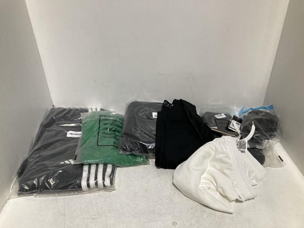 Lot 349  
            Chesterfield SR46 - Parcel Delivery Only 

                
QTY OF ASSORTED ADIDAS CLOTHING TO INCLUDE ADIDAS AEROREADY SHORTS IN WHITE - UK ...