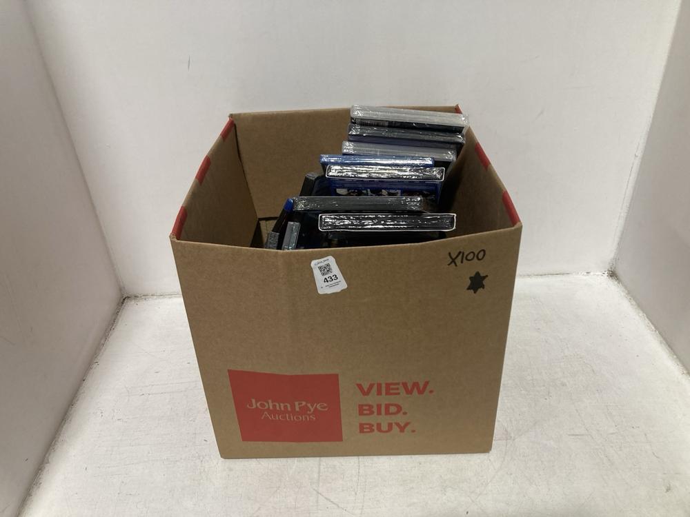 Lot 433  
            Chesterfield SR46 - Parcel Delivery Only 

                
QTY OF ASSORTED DVDS TO INCLUDE I AM BURT REYNOLDS DVD (LOCATION: E4)