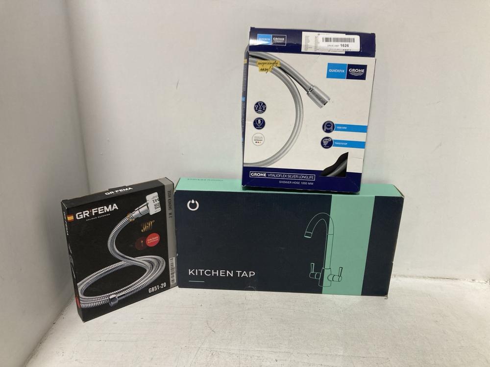 Lot 441  
            Chesterfield SR46 - Parcel Delivery Only 

                
3 X ASSORTED SKIN ATTACHMENTS TO INCLUDE GROHE QUICKFIX 1000MM SHOWER HOSE (LOCAT...