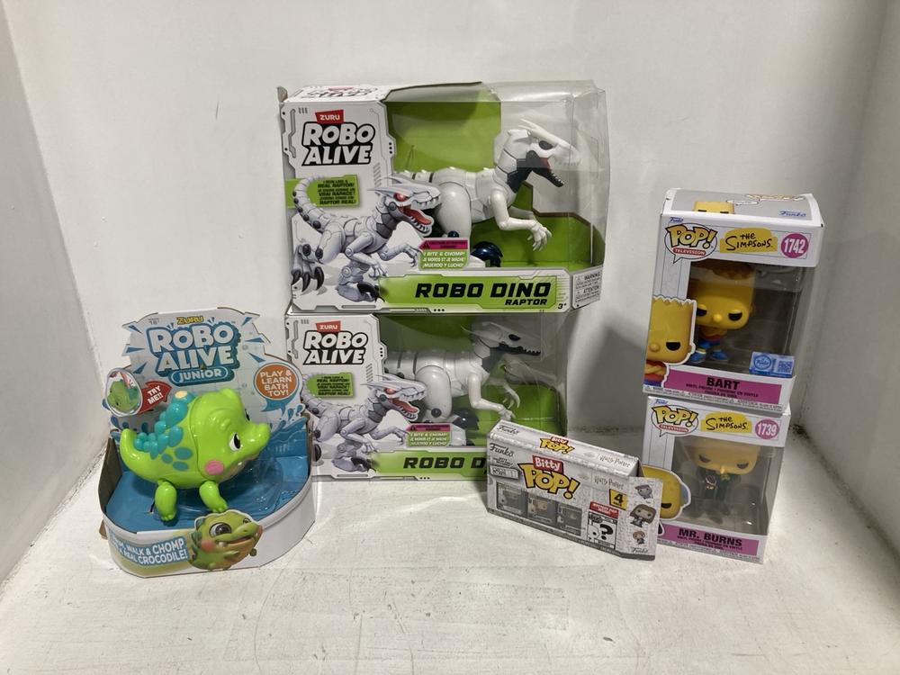 Lot 454  
            Chesterfield SR46 - Parcel Delivery Only 

                
QTY OF ASSORTED KIDS TOYS TO INCLUDE FUNKO POP BITTY MYSTERY POP INSIDE 4-PACK (L...
