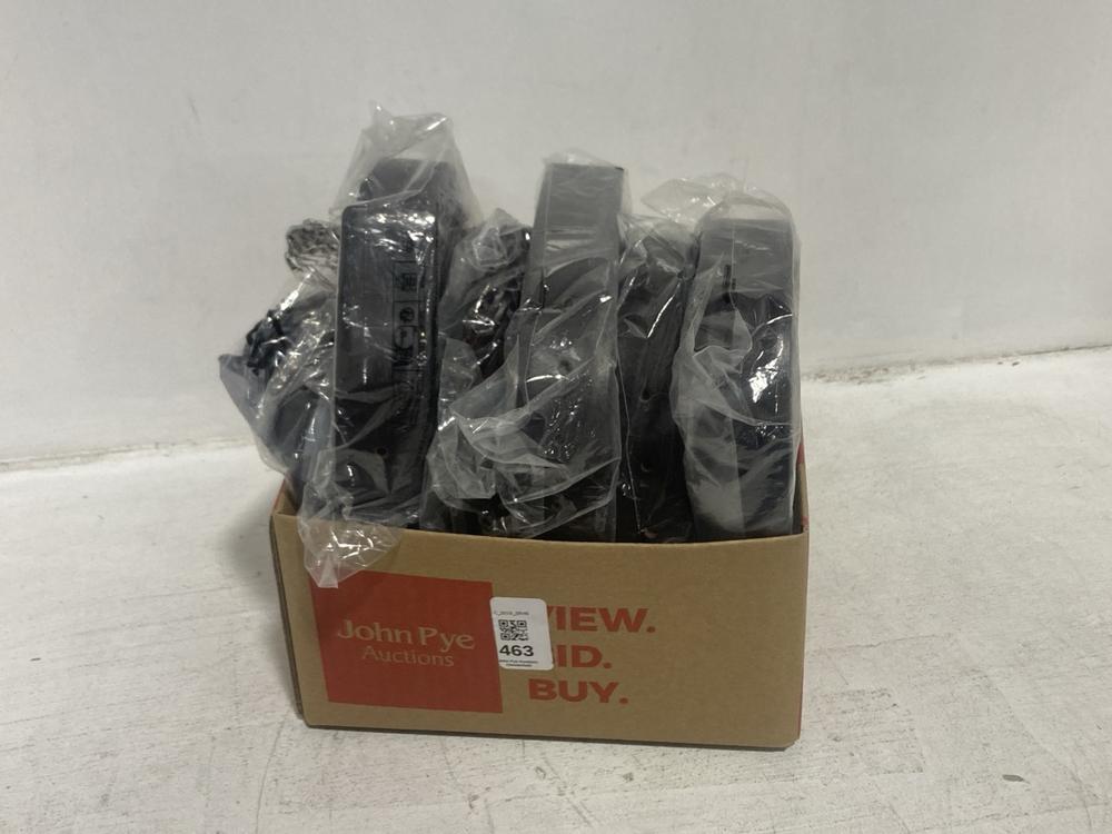 Lot 463  
            Chesterfield SR46 - Parcel Delivery Only 

                
7 X ASSORTED ADULTS BELTS TO INCLUDE MENS LEATHER BELT WITH BROWN WITH SILVER BUC...