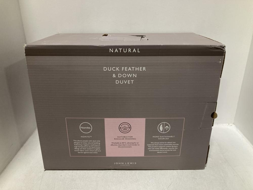 Lot 518  
            Chesterfield SR46 - Parcel Delivery Only 

                
JOHN LEWIS DUCK FEATHER & DOWN 10.5 TOG KING DUVET ( 225 X 220 CM ) (LOCATION: D3)