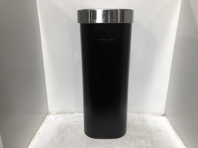 Lot 534  
            Chesterfield SR46 - Parcel Delivery Only 

                
KITCHEN SENSOR BIN SILVER (LOCATION: D4)