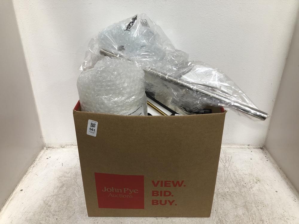 Lot 561  
            Chesterfield SR46 - Parcel Delivery Only 

                
QTY OF ASSORTED KITCHEN ITEMS TO INCLUDE DANNY OVAL TOUCH TABLE LAMP (LOCATION: D4)