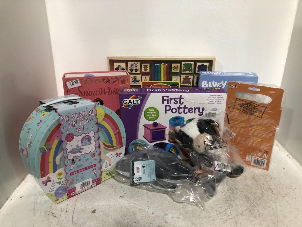 Lot 581  
            Chesterfield SR46 - Parcel Delivery Only 

                
QTY OF ASSORTED KIDS TOYS TO INCLUDE BLUEY SHOPPING LIST GAME (LOCATION: C1)