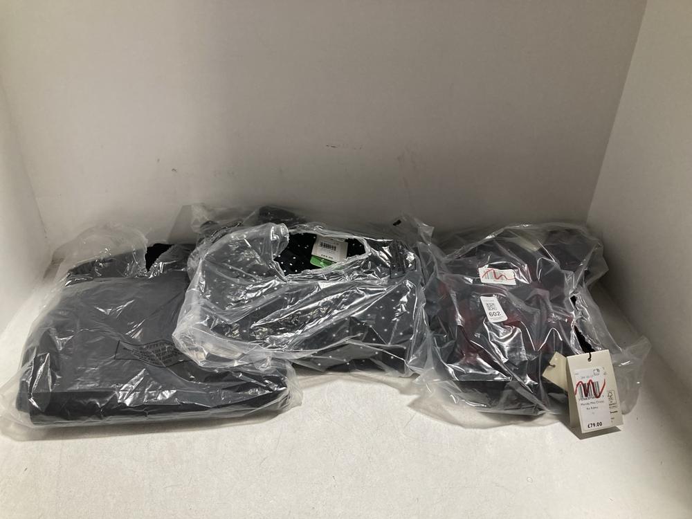 Lot 602  
            Chesterfield SR46 - Parcel Delivery Only 

                
3 X ASSORTED ADULTS CLOTHING TO INCLUDE MERIDA MINI DRESS IN RED & BLACK - UK SIZ...