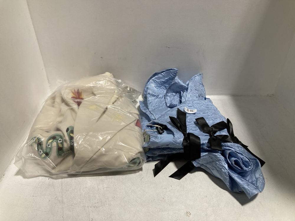 Lot 605  
            Chesterfield SR46 - Parcel Delivery Only 

                
SISTER JANE FER MINI DRESS IN LIGHT BLUE - UK SIZE 8 TO INCLUDE DIGO EMBRI BLAZER...