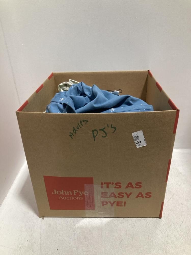 Lot 609  
            Chesterfield SR46 - Parcel Delivery Only 

                
QTY OF ASSORTED ADULTS PJS TO INCLUDE SNOWFLAKE TOP IN BLUE - UK SIZE 10 (LOCATIO...