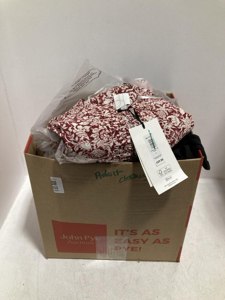Lot 611  
            Chesterfield SR46 - Parcel Delivery Only 

                
QTY OF ASSORTED ADULTS CLOTHING TO INCLUDE SHIRRED WAIST DRESS IN RED & WHITE - U...