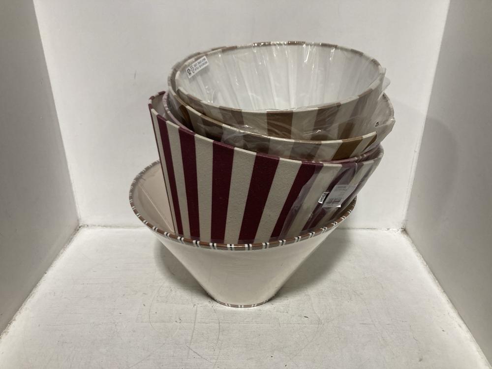 Lot 665  
            Chesterfield SR46 - Parcel Delivery Only 

                
5 X ASSORTED LIGHT SHADES TO INCLUDE BOLD STRIPE CARAMEL 30CM LAMPSHADE (LOCATION...