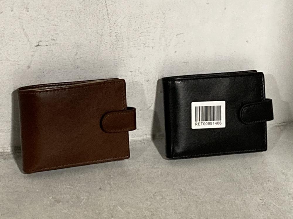 Lot 676  
            Chesterfield SR46 - Parcel Delivery Only 

                
QTY OF ASSORTED UNDERWEAR & ACCESSORIES TO INCLUDE HAVEN WOVEN STRAW BOATER HAT I...