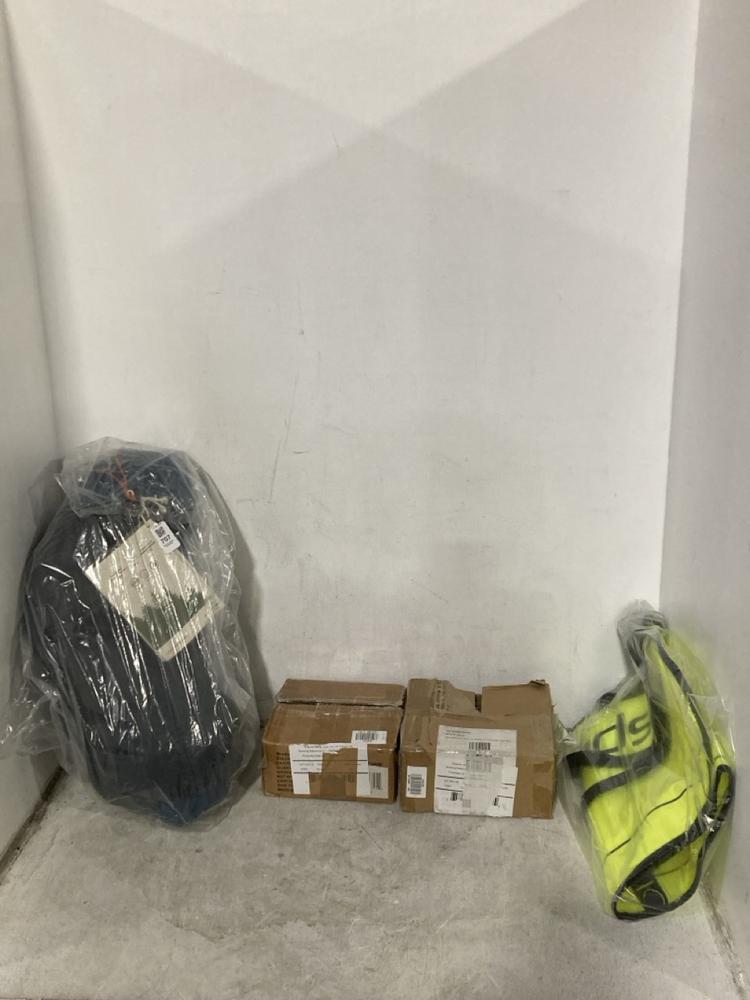 Lot 707  
            Chesterfield SR46 - Parcel Delivery Only 

                
QTY OF ASSORTED SPORTS ITEMS TO INCLUDE VINYL DUMBBELLS IN RED (LOCATION: B2) ( )