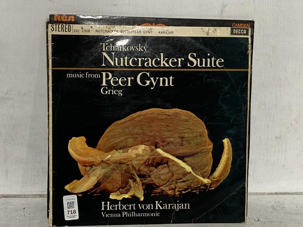 Lot 718  
            Chesterfield SR46 - Parcel Delivery Only 

                
5 X ASSORTED VINYLS TO INCLUDE TCHAIKOVSKY NUTCRACKER SUITE VINYL (LOCATION: B3)