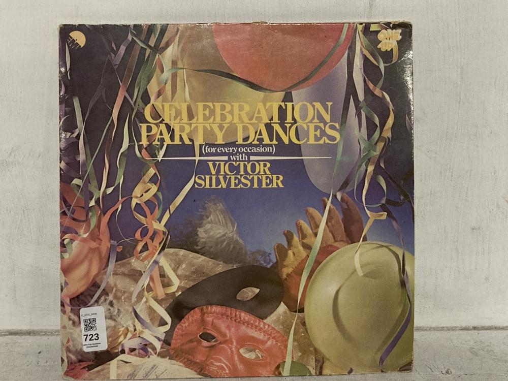 Lot 723  
            Chesterfield SR46 - Parcel Delivery Only 

                
5 X ASSORTED VINYLS TO INCLUDE CELEBRATIONS PARTY DANCES VICTOR SILVESTER VINYL (...