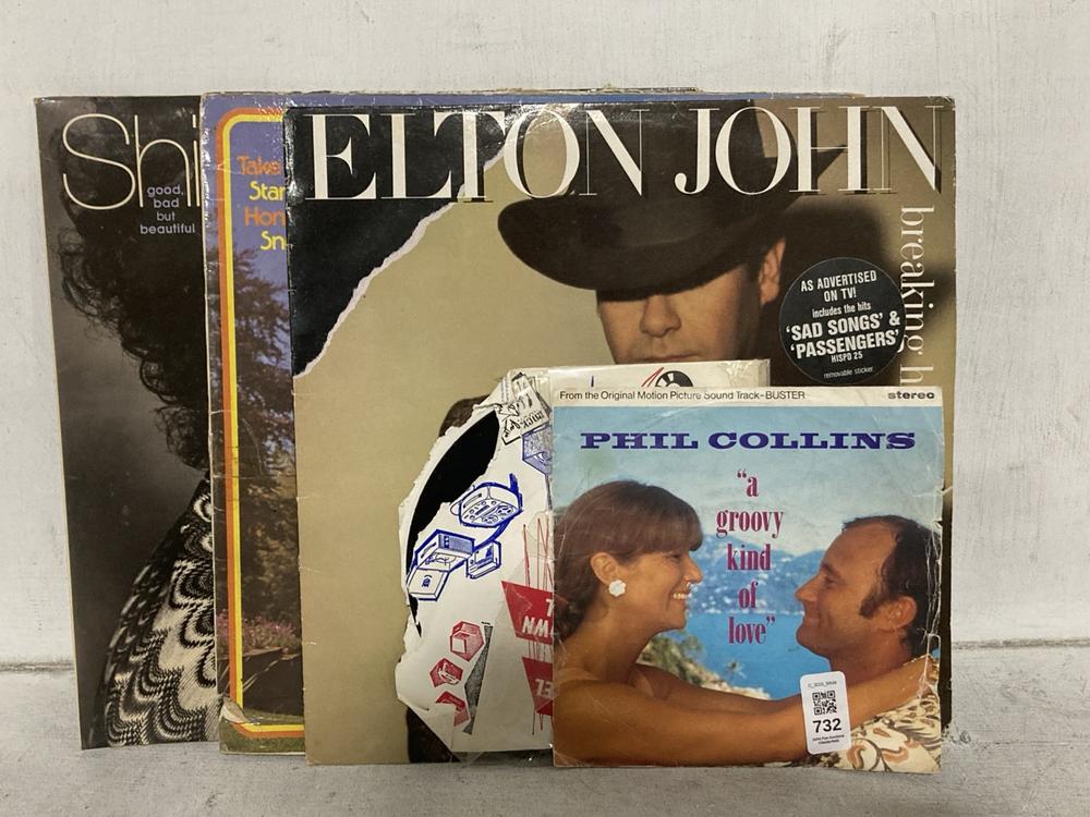 Lot 732  
            Chesterfield SR46 - Parcel Delivery Only 

                
5 X ASSORTED VINYLS TO INCLUDE ELTON JOHN SAD SONGS & PASSENGERS VINYL (LOCATION:...
