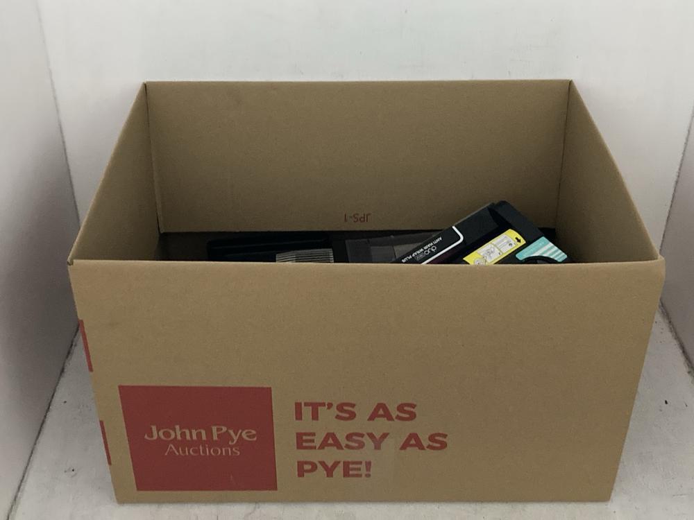 Lot 740  
            Chesterfield SR46 - Parcel Delivery Only 

                
SHARK CLEAN SENSE DUO CLEAN ANTI-HAIR WRAP VACUUM (LOCATION: B3)