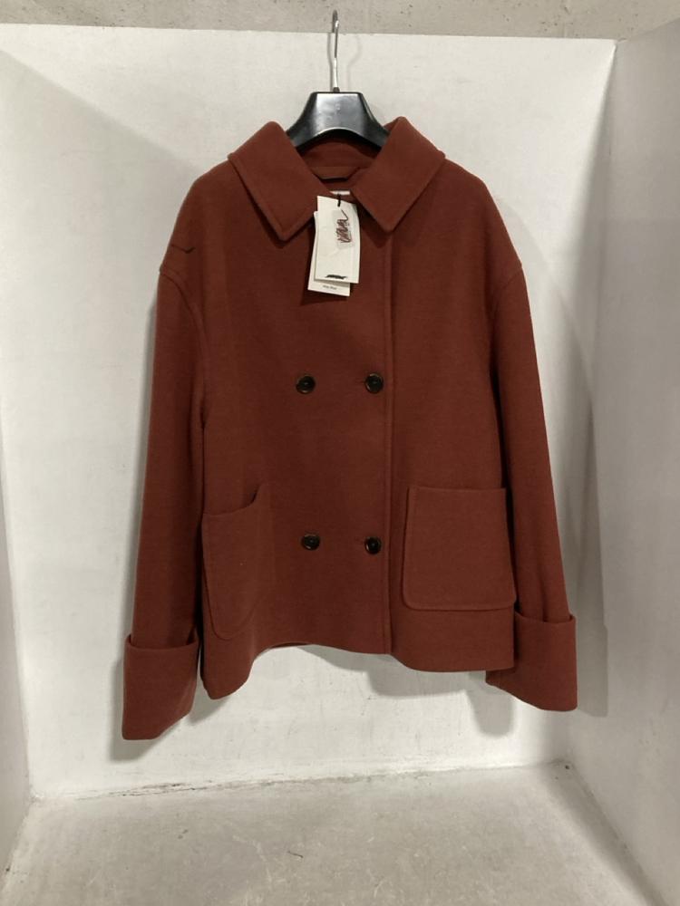 Lot 94  
            Chesterfield SR46 - Parcel Delivery Only 

                
SHORT CITY BUTTON COAT IN BURNT ORANGE - UK SIZE 14 (LOCATION: A3)