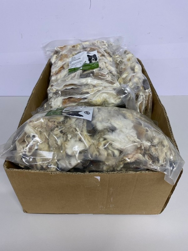 Lot 155  
            Nottingham SR1 - Delivery Only 

                
BOX OF PAWLICIOUS 100% NATURAL RABBIT EARS WITH FUR FOR DOGS - EXP 21/06/2028