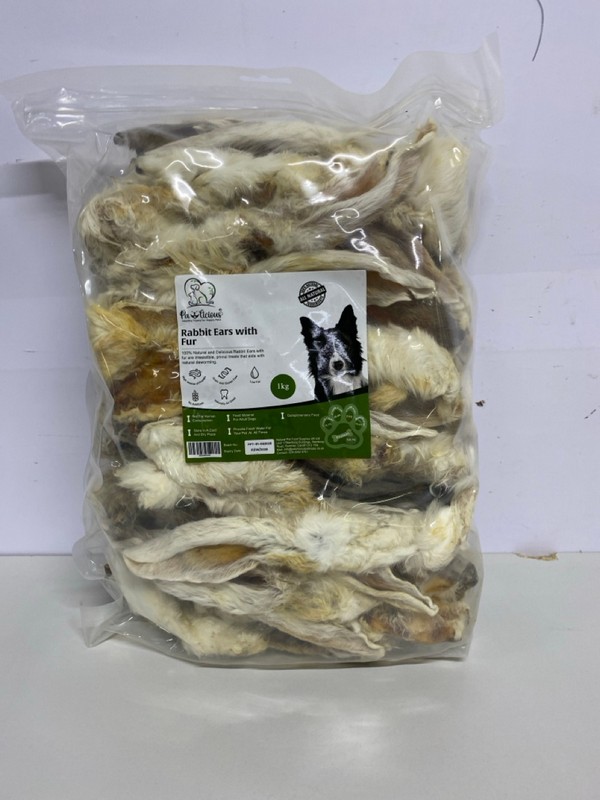 Lot 270  
            Nottingham SR1 - Delivery Only 

                
BOX OF PAWLICIOUS 100% NATURAL RABBIT EARS WITH FUR FOR DOGS - EXP 21/06/2028